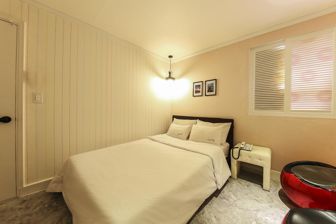 Hotel Goguma Shinchon 서울특별시 외부 사진