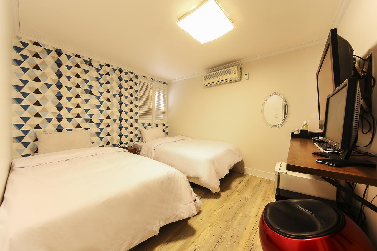 Hotel Goguma Shinchon 서울특별시 외부 사진