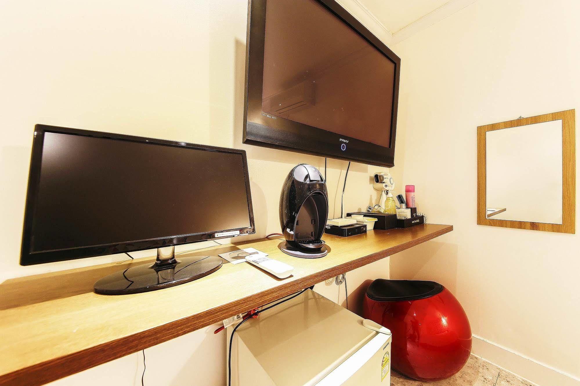Hotel Goguma Shinchon 서울특별시 외부 사진