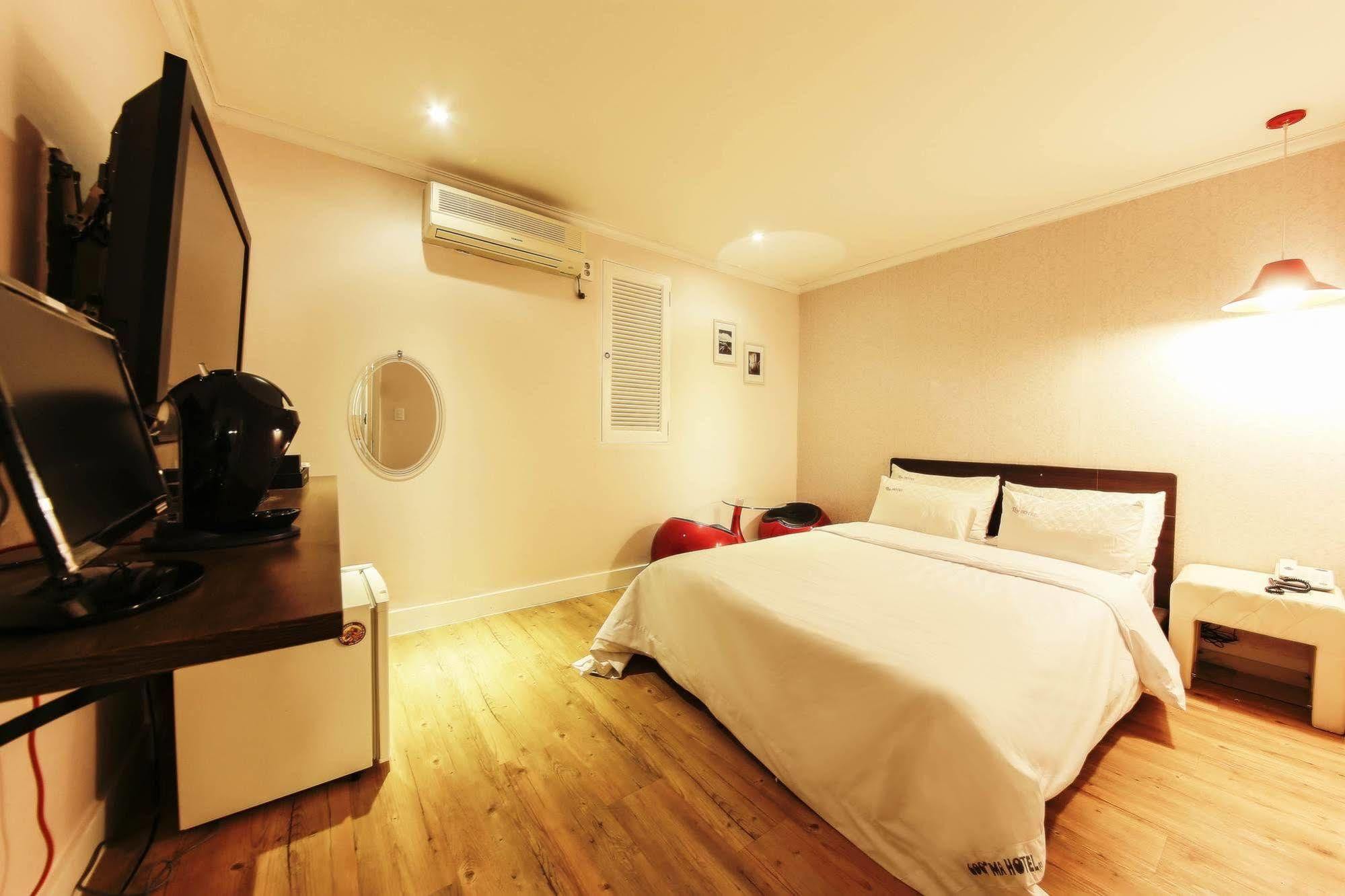 Hotel Goguma Shinchon 서울특별시 외부 사진